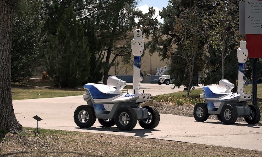 Security robots on patrol in New Mexico. SMP Robotics is has new partner to the US market, Team 1ST Technologies LLC.