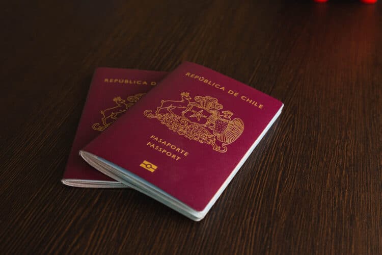 Chile passport - IDEMIA contract and digital documents