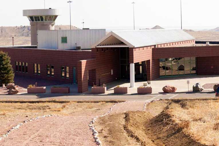correctional facilities types federal prison