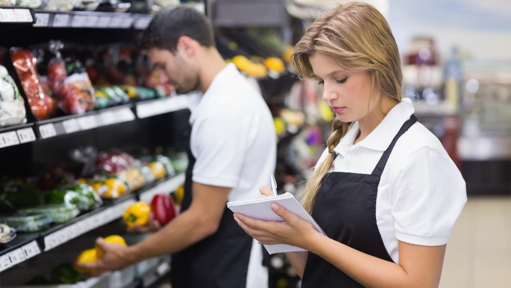 Research-finds-that-theft-and-crime-are-pushing-retail-workers-to-look-for-new-roles